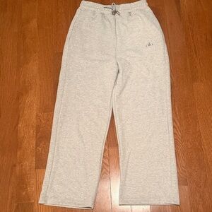 ALO Dupes Light Gray Wide Leg Joggers New without tags